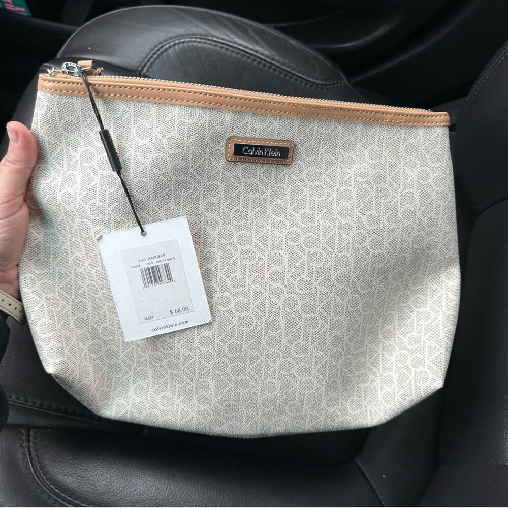 NWT Calvin Klein Clutch Purse Bag